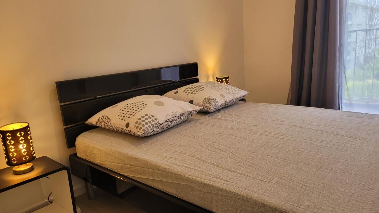 Appartement Lumineux Шоле Экстерьер фото